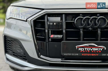 Внедорожник / Кроссовер Audi SQ7 2022 в 