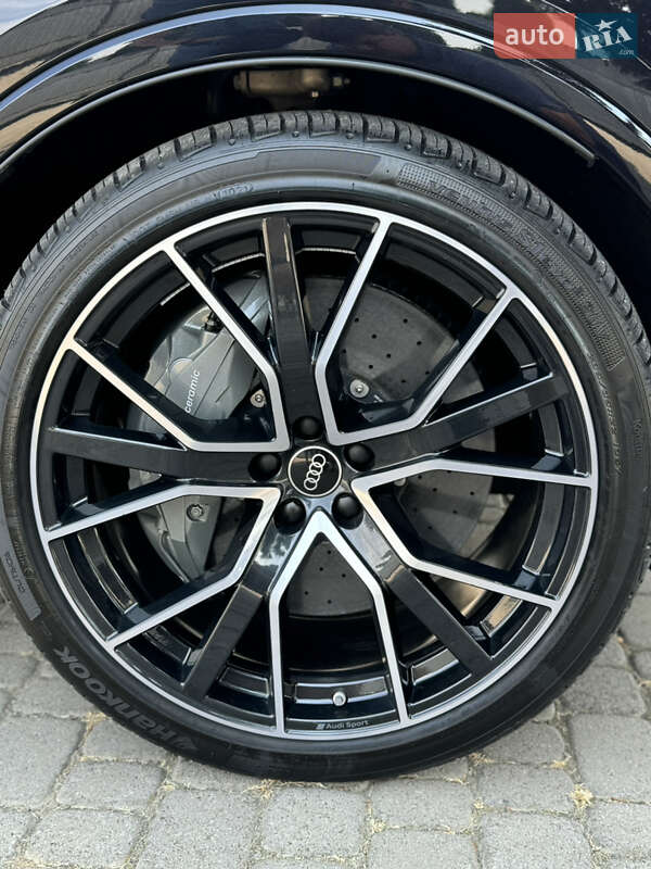 Внедорожник / Кроссовер Audi SQ7 2021 в Мукачево