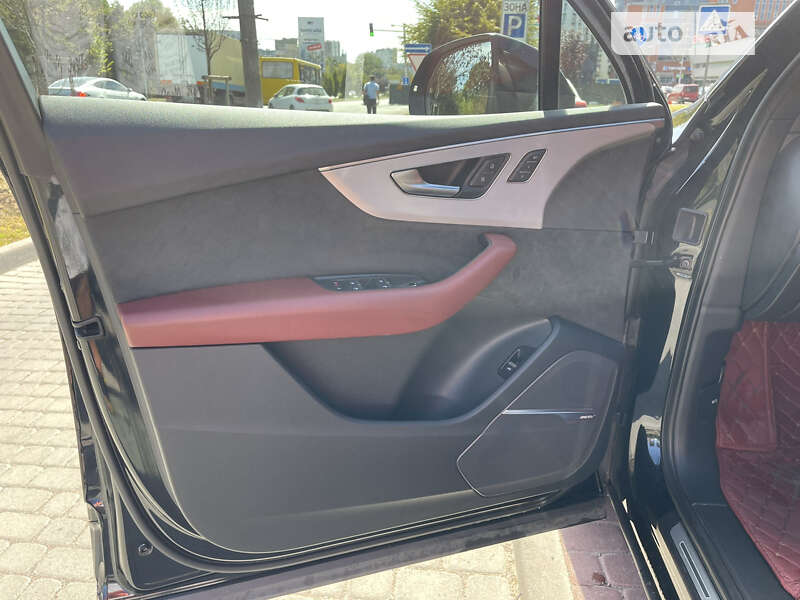 Внедорожник / Кроссовер Audi SQ7 2020 в Львове