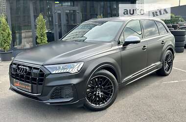 Позашляховик / Кросовер Audi SQ7 2021 в Києві