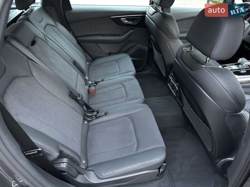 Позашляховик / Кросовер Audi SQ7 2024 в Одесі