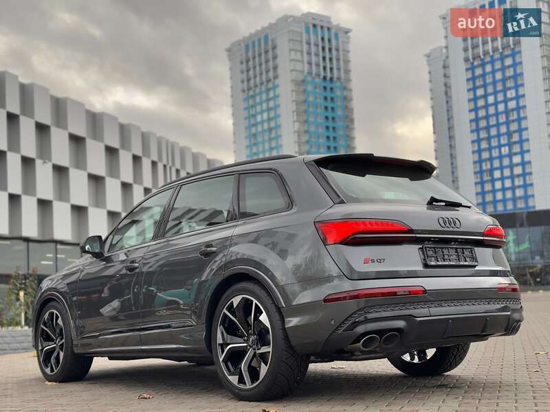 Позашляховик / Кросовер Audi SQ7 2024 в Одесі