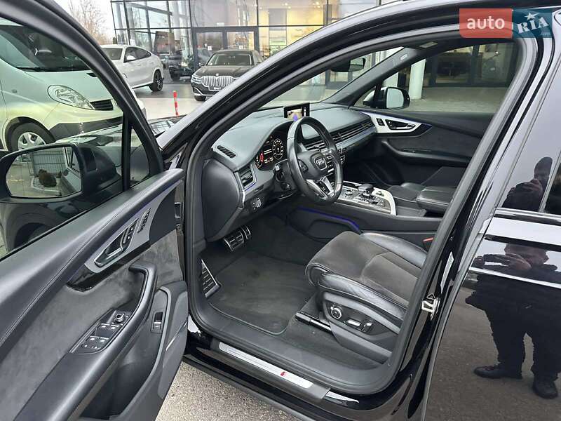 Внедорожник / Кроссовер Audi SQ7 2017 в Полтаве фото 29 Внедорожник / Кроссовер Audi SQ7 2017 в Полтаве