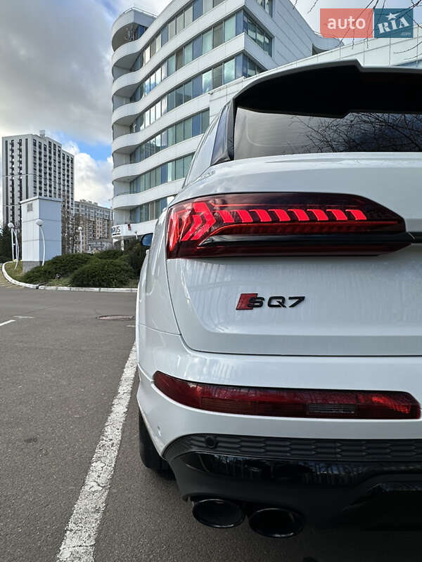 Внедорожник / Кроссовер Audi SQ7 2021 в Одессе