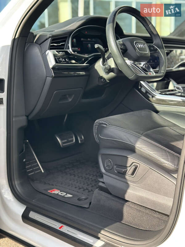 Внедорожник / Кроссовер Audi SQ7 2021 в Одессе