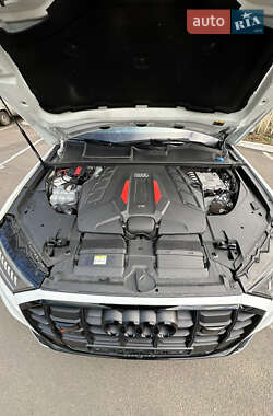 Внедорожник / Кроссовер Audi SQ7 2021 в 