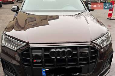 Позашляховик / Кросовер Audi SQ7 2021 в Києві