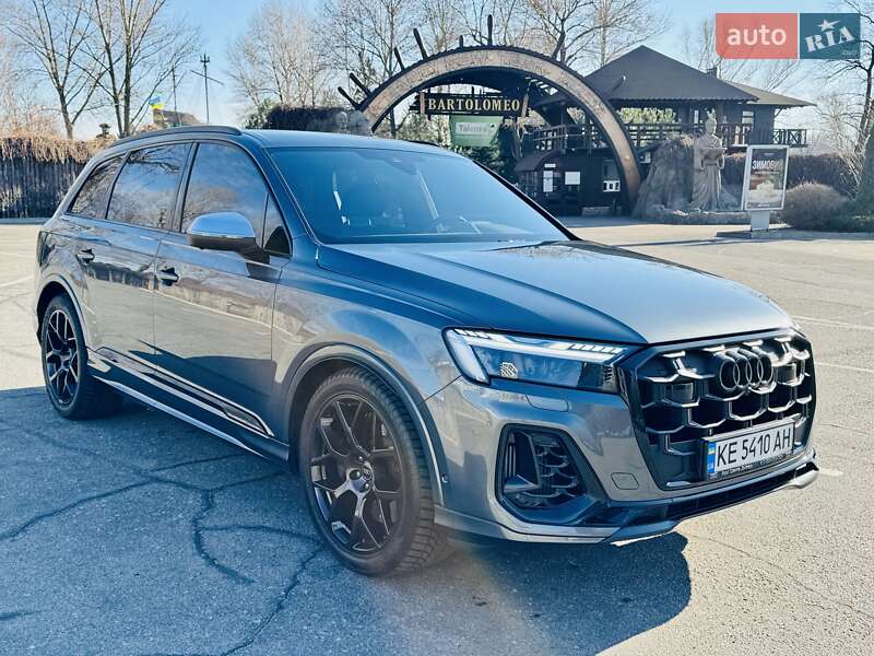 Внедорожник / Кроссовер Audi SQ7 2024 в Днепре