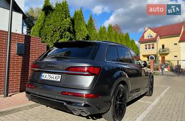 Внедорожник / Кроссовер Audi SQ7 2021 в 