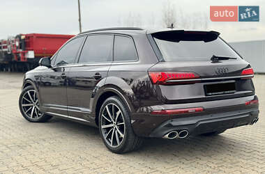 Внедорожник / Кроссовер Audi SQ7 2021 в 
