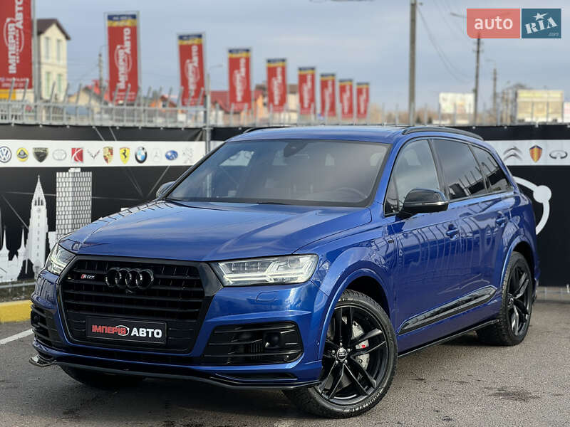 Внедорожник / Кроссовер Audi SQ7 2016 в Киеве