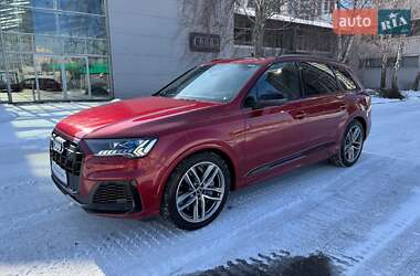 Позашляховик / Кросовер Audi SQ7 2020 в Києві