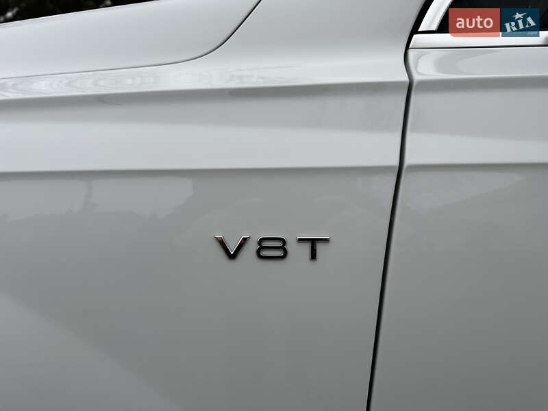 Внедорожник / Кроссовер Audi SQ7 2018 в Одессе