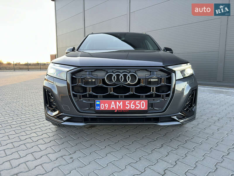 Позашляховик / Кросовер Audi SQ7 2020 в Івано-Франківську