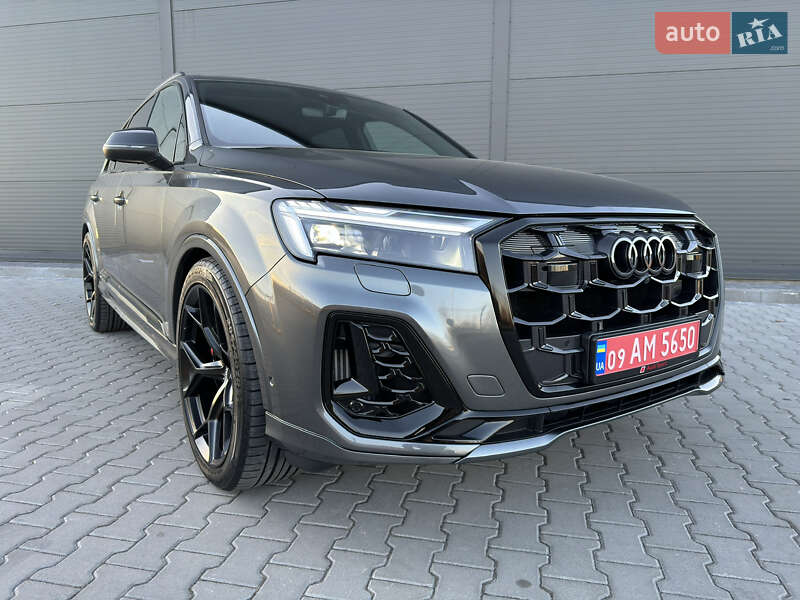 Позашляховик / Кросовер Audi SQ7 2020 в Івано-Франківську