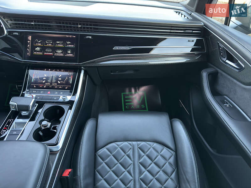 Позашляховик / Кросовер Audi SQ7 2020 в Івано-Франківську