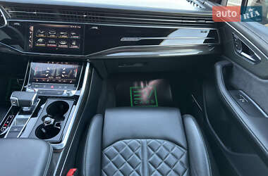 Внедорожник / Кроссовер Audi SQ7 2020 в 