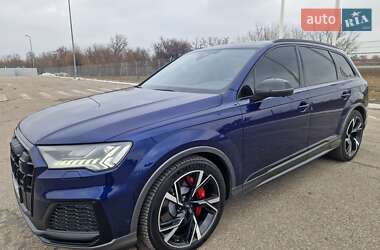 Внедорожник / Кроссовер Audi SQ7 2021 в 