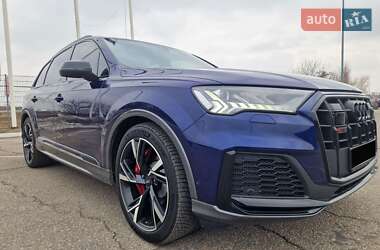 Внедорожник / Кроссовер Audi SQ7 2021 в 