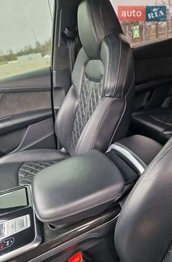 Внедорожник / Кроссовер Audi SQ7 2021 в 
