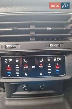 Внедорожник / Кроссовер Audi SQ7 2021 в 
