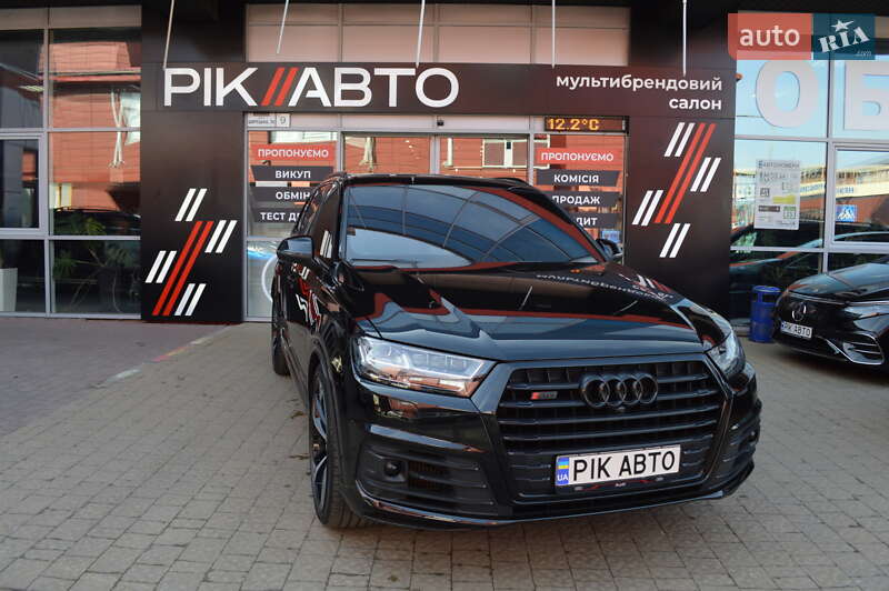 Внедорожник / Кроссовер Audi SQ7 2018 в 