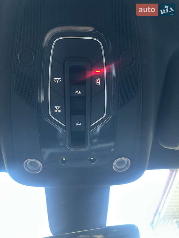 Внедорожник / Кроссовер Audi SQ7 2016 в Львове