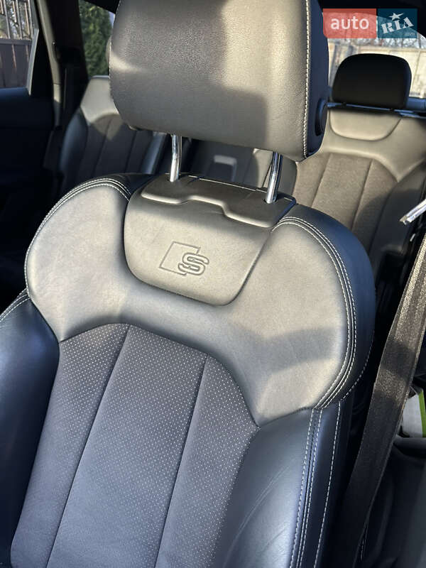 Внедорожник / Кроссовер Audi SQ7 2016 в Львове