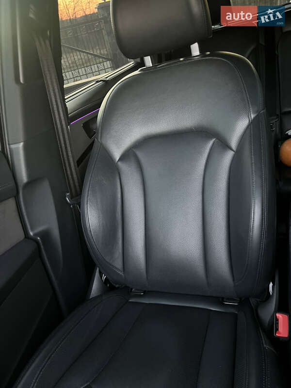 Внедорожник / Кроссовер Audi SQ7 2019 в Берегово