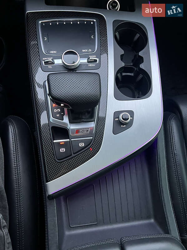 Внедорожник / Кроссовер Audi SQ7 2019 в Берегово