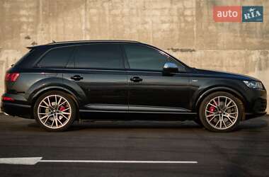 Внедорожник / Кроссовер Audi SQ7 2017 в 
