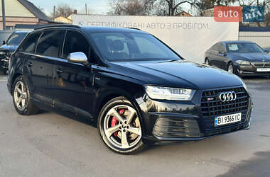 Позашляховик / Кросовер Audi SQ7 2017 в 