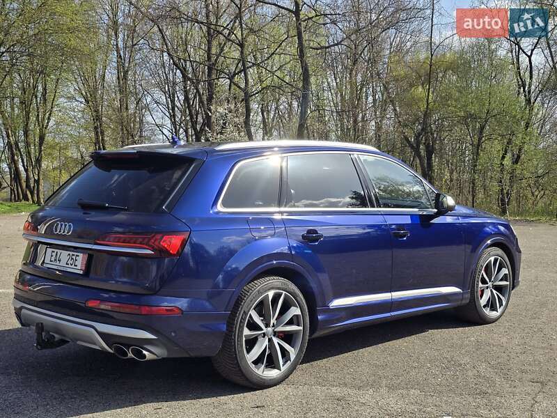 Позашляховик / Кросовер Audi SQ7 2020 в Калуші