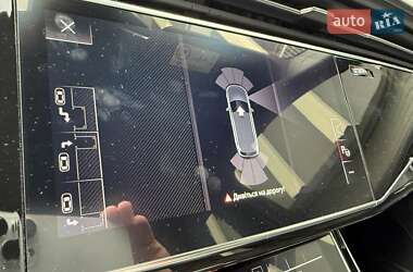 Внедорожник / Кроссовер Audi SQ7 2024 в 