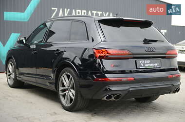 Внедорожник / Кроссовер Audi SQ7 2021 в 