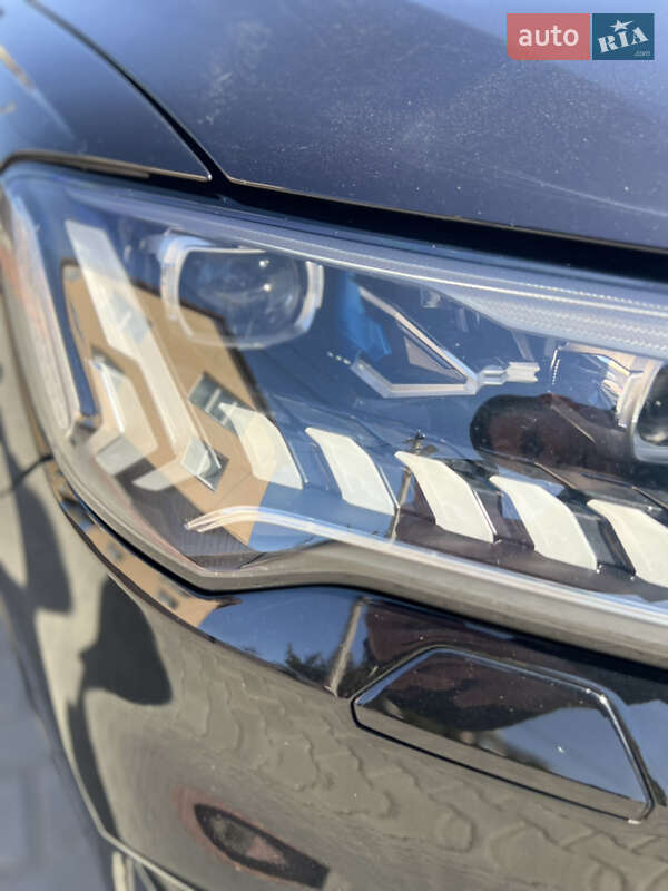 Внедорожник / Кроссовер Audi SQ7 2021 в Хмельницком