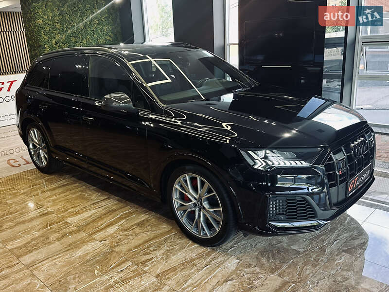 Внедорожник / Кроссовер Audi SQ7 2022 в Киеве