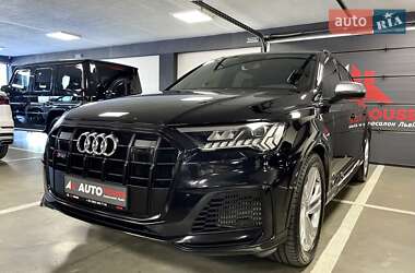 Внедорожник / Кроссовер Audi SQ7 2020 в 