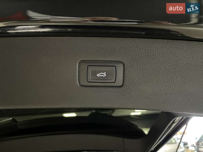 Позашляховик / Кросовер Audi SQ7 2020 в Львові