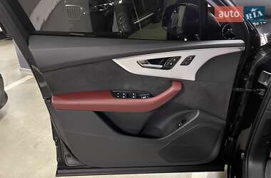 Внедорожник / Кроссовер Audi SQ7 2020 в 