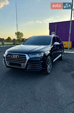 Внедорожник / Кроссовер Audi SQ7 2017 в Мукачево
