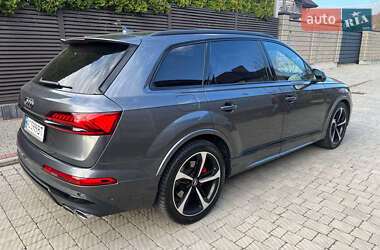 Позашляховик / Кросовер Audi SQ7 2019 в Луцьку