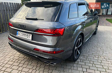 Внедорожник / Кроссовер Audi SQ7 2019 в 