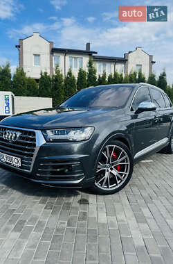 Внедорожник / Кроссовер Audi SQ7 2017 в 