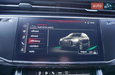 Позашляховик / Кросовер Audi SQ7 2021 в 