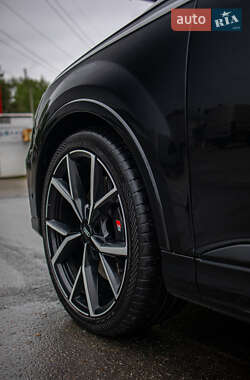 Внедорожник / Кроссовер Audi SQ7 2023 в 
