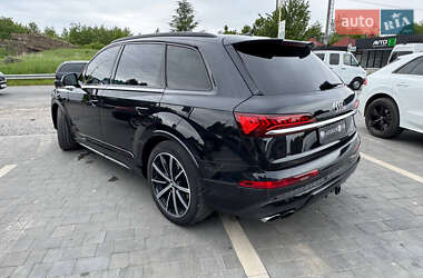 Позашляховик / Кросовер Audi SQ7 2020 в 