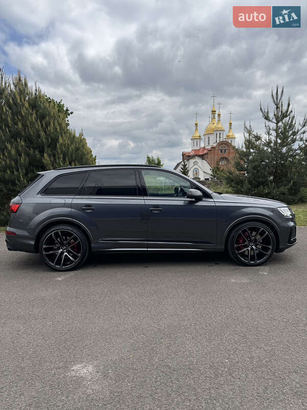 Внедорожник / Кроссовер Audi SQ7 2020 в Ковеле
