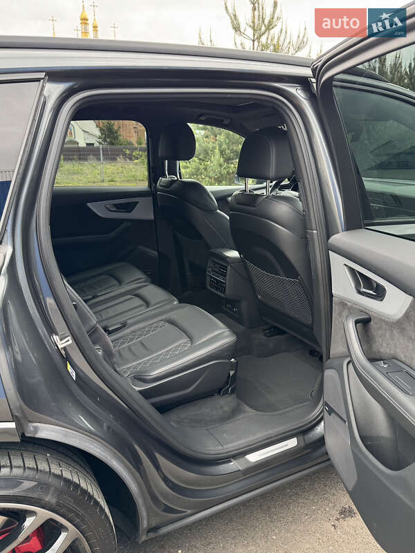 Внедорожник / Кроссовер Audi SQ7 2020 в Ковеле