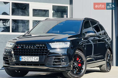 Внедорожник / Кроссовер Audi SQ7 2017 в Мукачево
